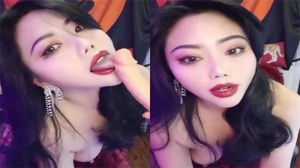 人妻夜夫人自抠骚穴淫水狂喷 极品美少妇浪叫连连